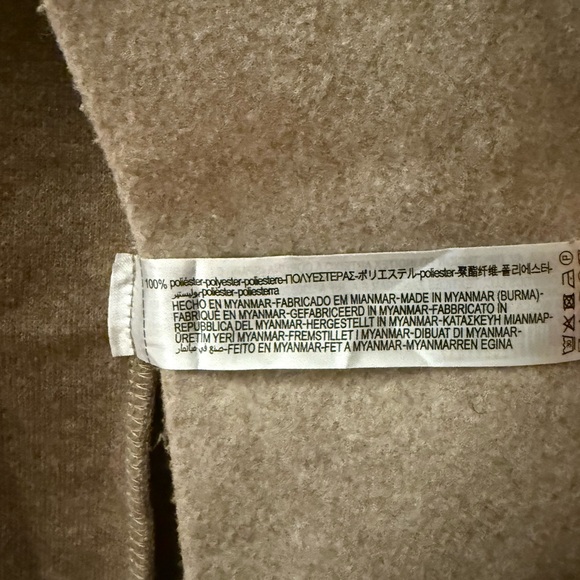 Zara | Coat with Lapel Collar - Picture 9 of 10